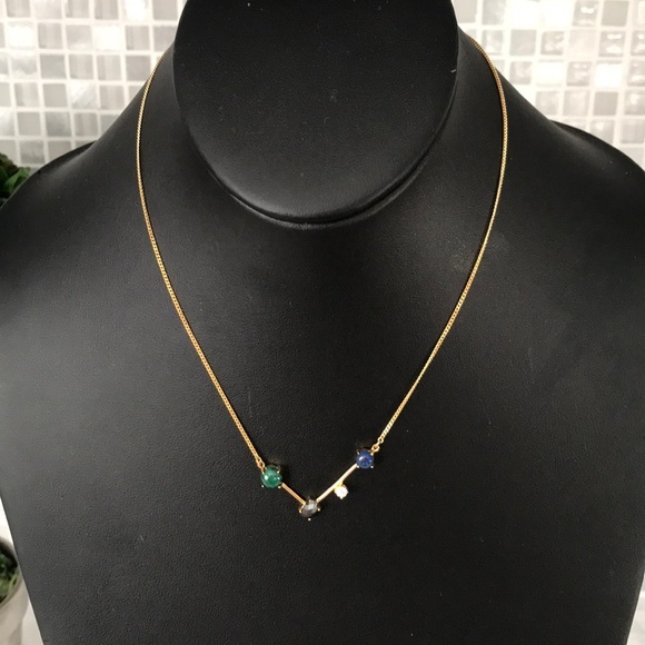 belkin Jewelry - Belkin New (I) 3 stone fashion necklace